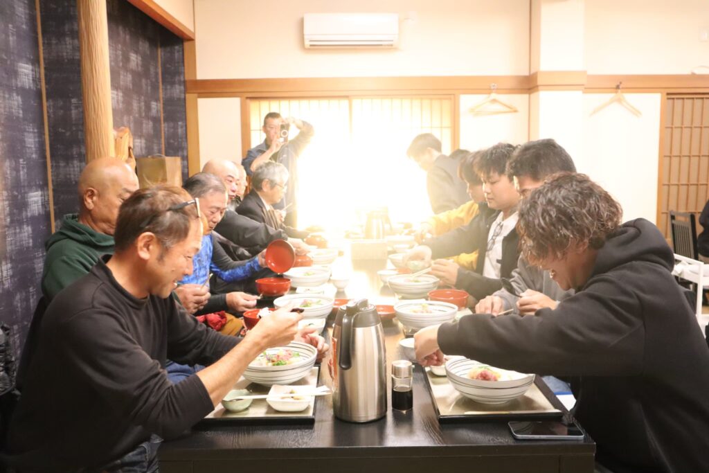 日髙水産と宮崎県デザイン経営推進事業プロジェクトアラカシ