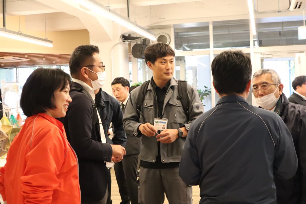 日髙水産と宮崎県デザイン経営推進事業プロジェクトアラカシ