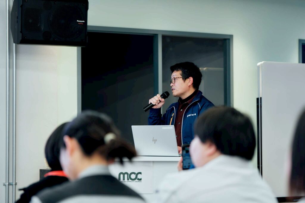 日髙水産と宮崎県デザイン経営推進事業プロジェクトアラカシ